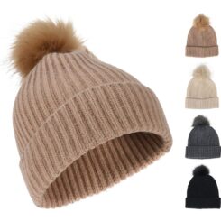 Gorro de malha com pompom, cores sortidas.