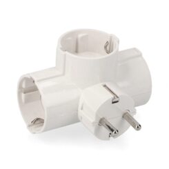 Adaptador triplo 2P+T, 16A 250V~ entrada lateral, branco (retrátido)